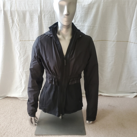 lululemon athletica Jackets & Blazers - Lululemon black hooded jacket